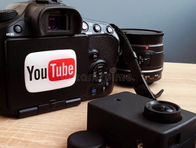 Vlogging & YouTube Content Creation